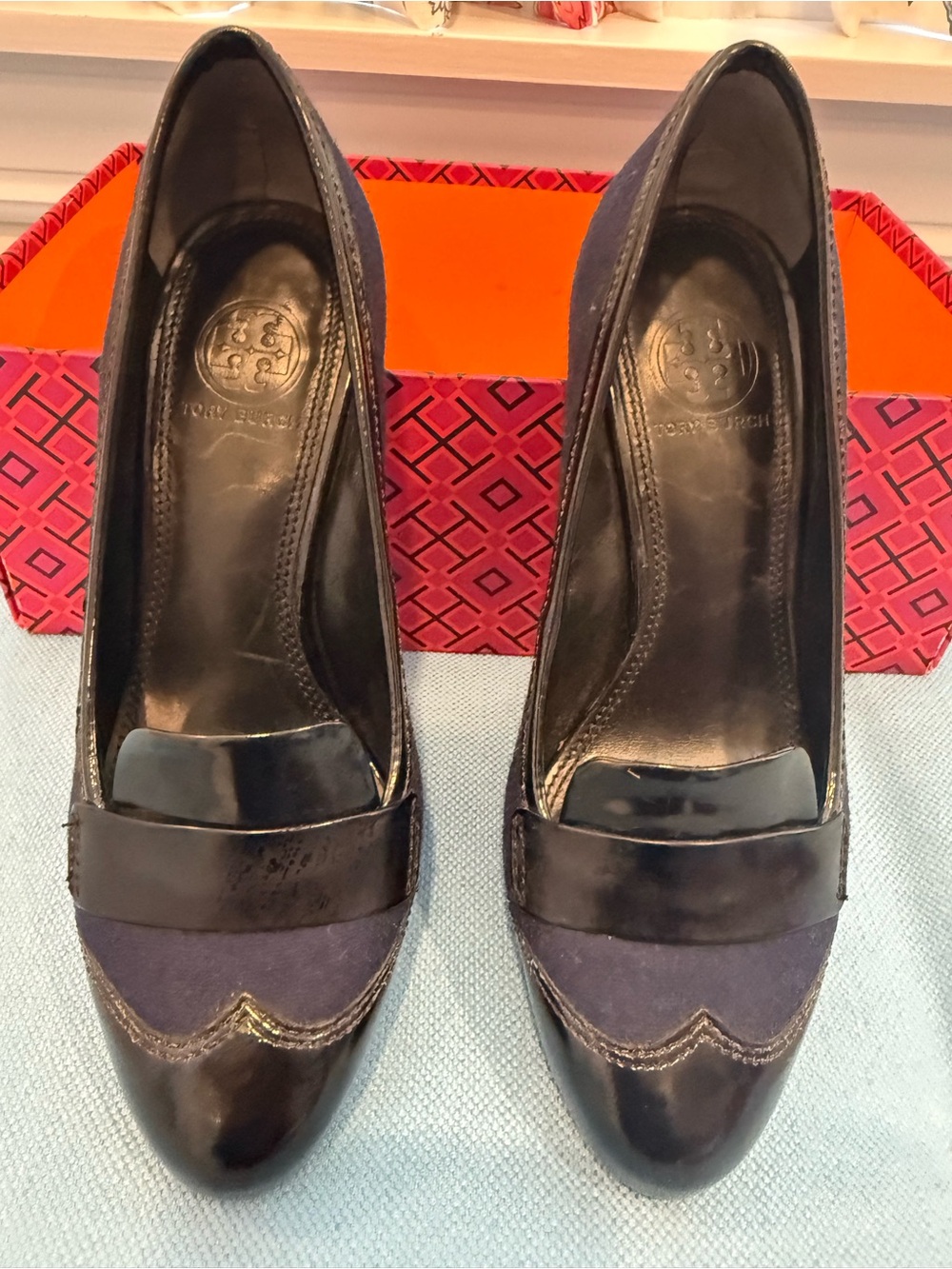 Tory Burch Women's Navy and Black Leather Suede  Loafer Pumps RARE!